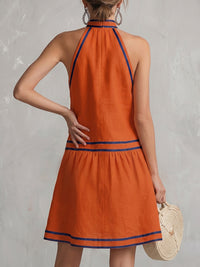Contrast Color Pockets Zipper A-line Sleeveless Halter-Neck Mini Dresses