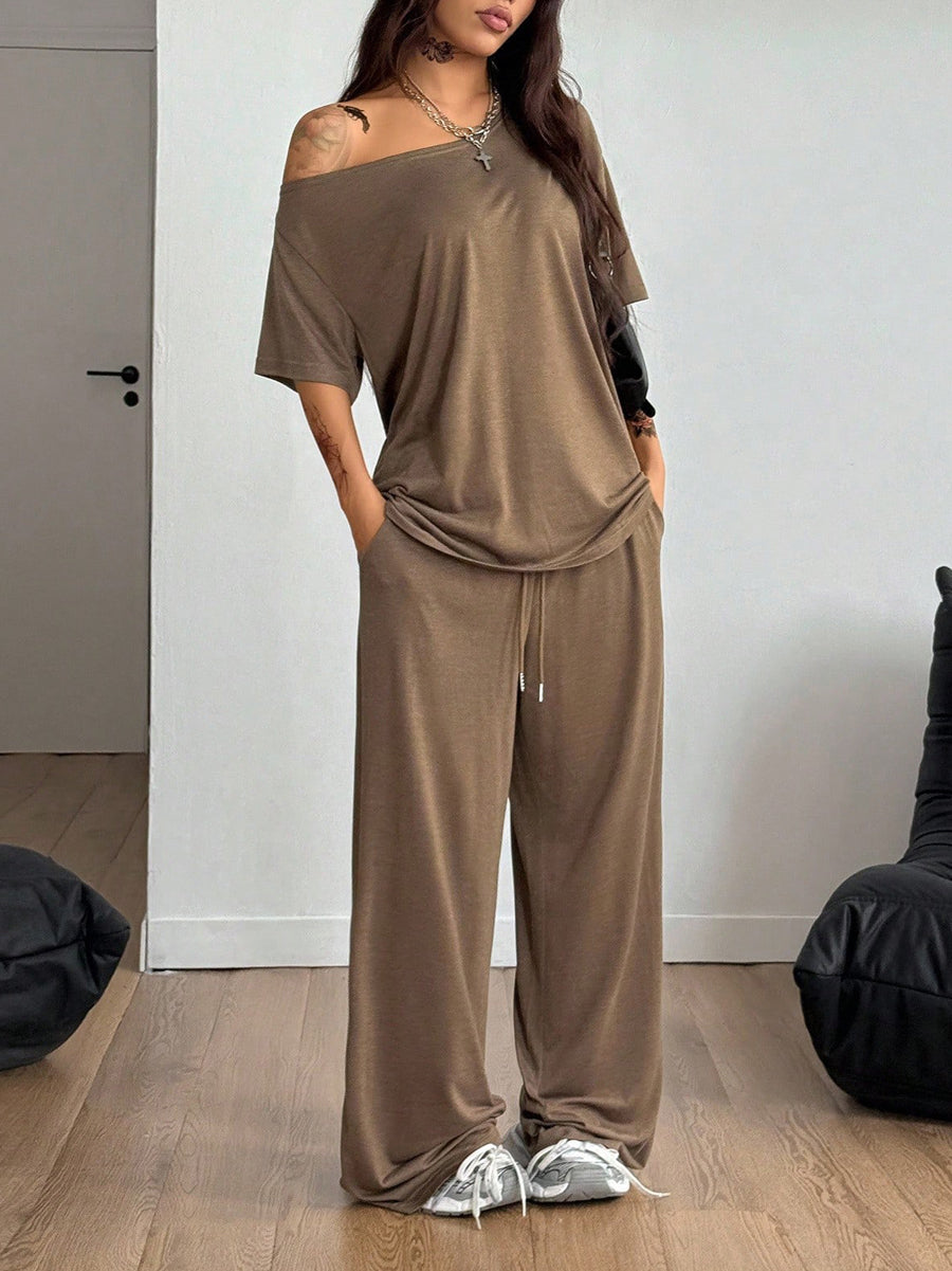 1826308